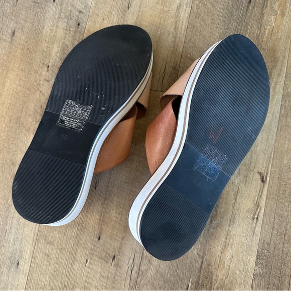 Bed Stu Women's Tan Sandals - Picture 10 of 12